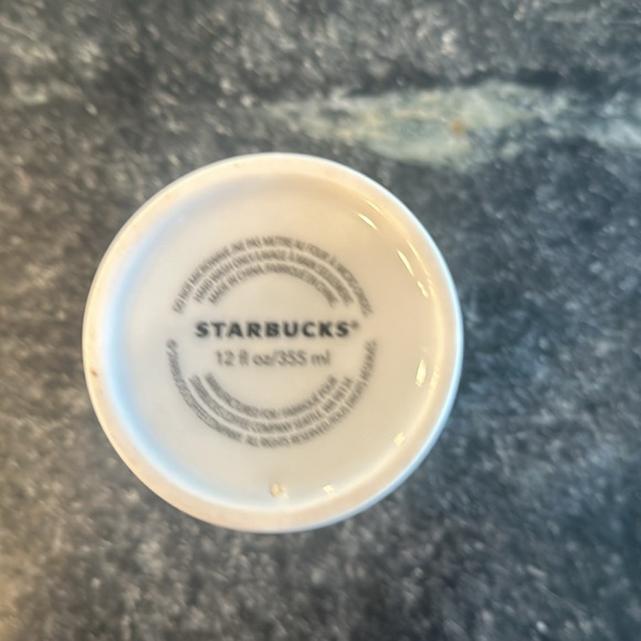 Starbucks stay cozy winter edition. 12 ounce coffee cup - Picture 5 of 6